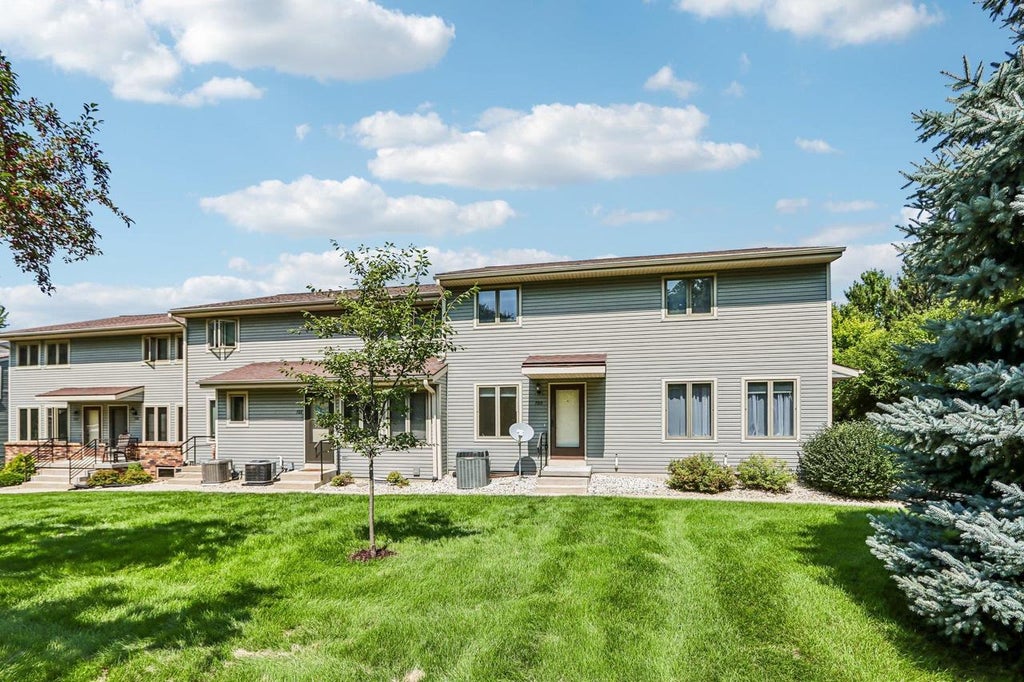 Photo of 720 South STREET, Deforest, WI 53532 (MLS # 2032354)