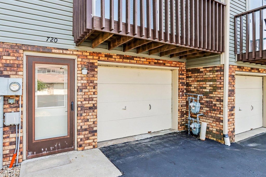 Photo of 720 South STREET, Deforest, WI 53532 (MLS # 2032354)