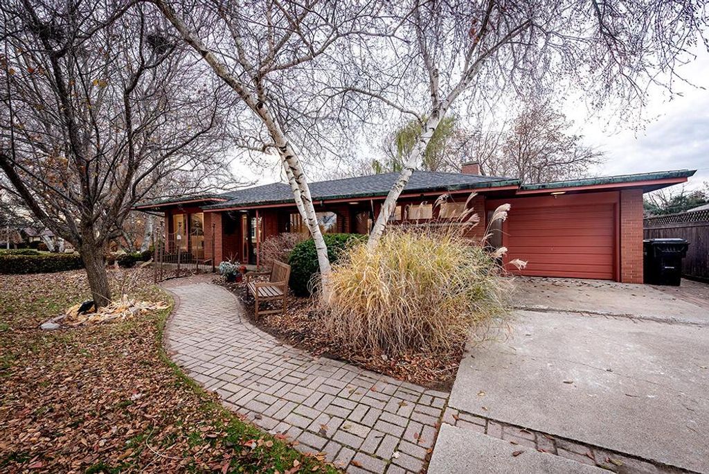 Photo of 2320 N Main STREET, Racine, WI 53402 (MLS # 1944098)