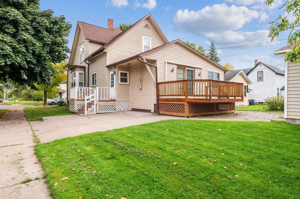 Photo of 801 9th Ave W Ave, Ashland, WI 54806 (MLS # 6122070)