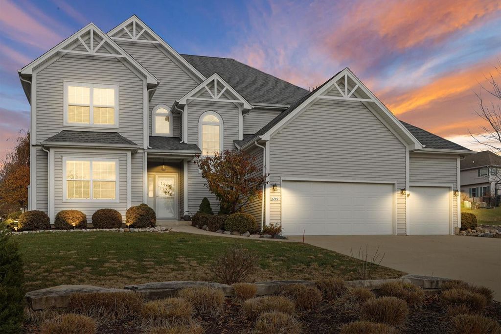 Photo of 699 Stone Ridge DRIVE, Lake Geneva, WI 53147 (MLS # 1947500)