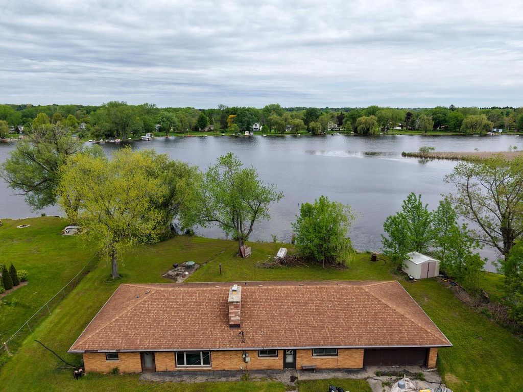 Photo of 3468 S Shore DRIVE, Hubertus, WI 53033 (MLS # 1964377)
