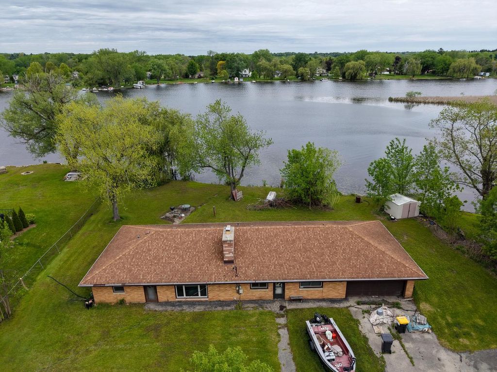 Photo of 3468 S Shore DRIVE, Hubertus, WI 53033 (MLS # 1964377)