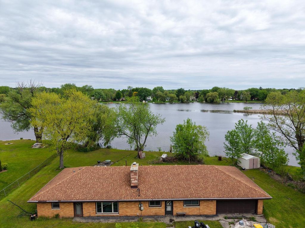 Photo of 3468 S Shore DRIVE, Hubertus, WI 53033 (MLS # 1964377)