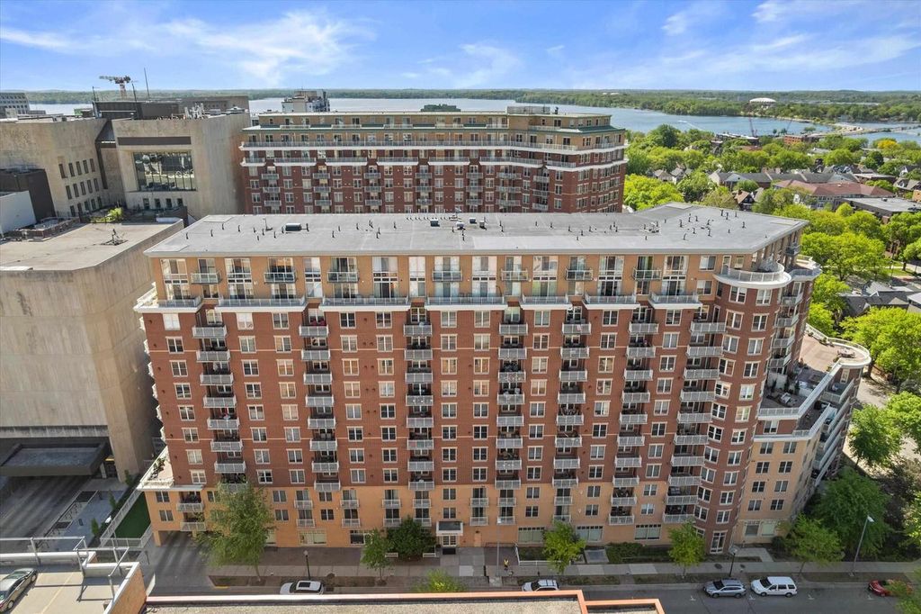 Photo of 333 W Mifflin STREET #9040, Madison, WI 53703 (MLS # 2023556)