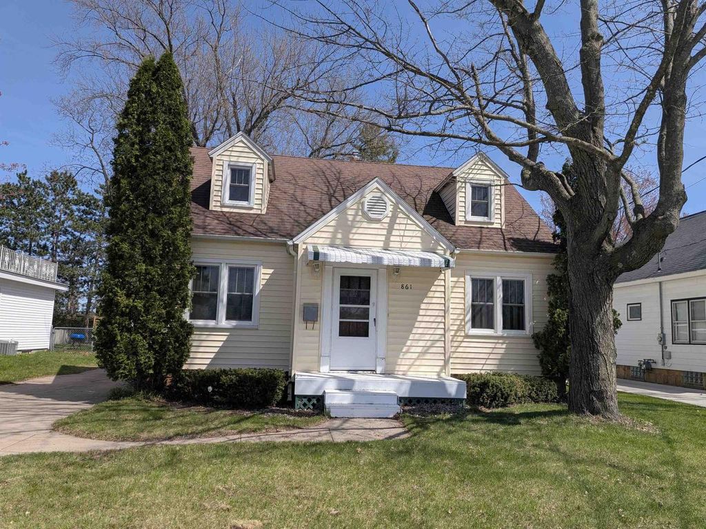 Photo of 861 Lincoln STREET, Wisconsin Rapids, WI 54494 (MLS # 22601635)