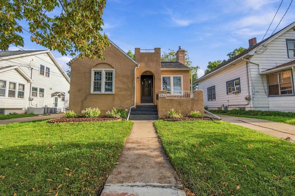 Photo of 940 Christiana STREET, Green Bay, WI 54303 (MLS # 50333123)