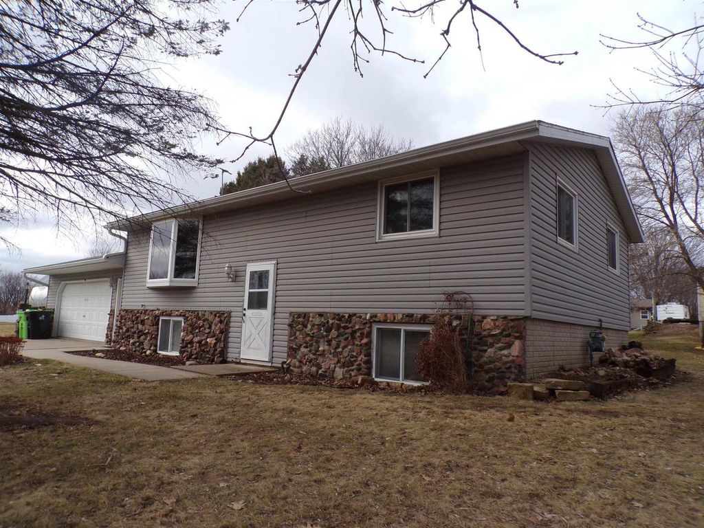 Photo of 506 E 1st STREET, Loyal, WI 54446 (MLS # 22600963)