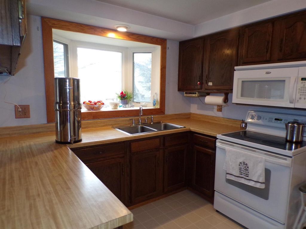 Photo of 506 E 1st STREET, Loyal, WI 54446 (MLS # 22600963)