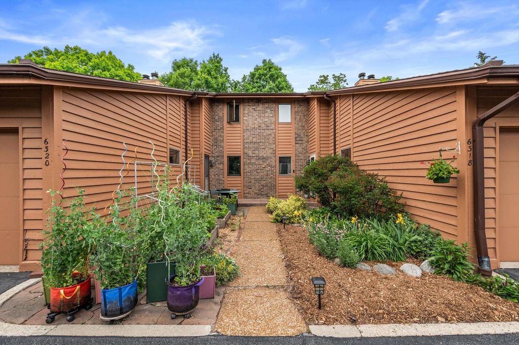 Photo of 6318 Cedar STREET, Wauwatosa, WI 53213 (MLS # 1966263)