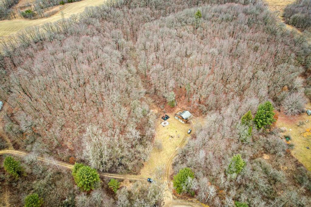 Photo of W10456 Whippoorwill LANE, Elroy, WI 53929 (MLS # 2018240)