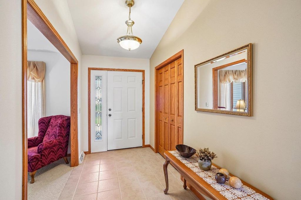 Photo of 1004 Ganser DRIVE, Waunakee, WI 53597 (MLS # 2023489)