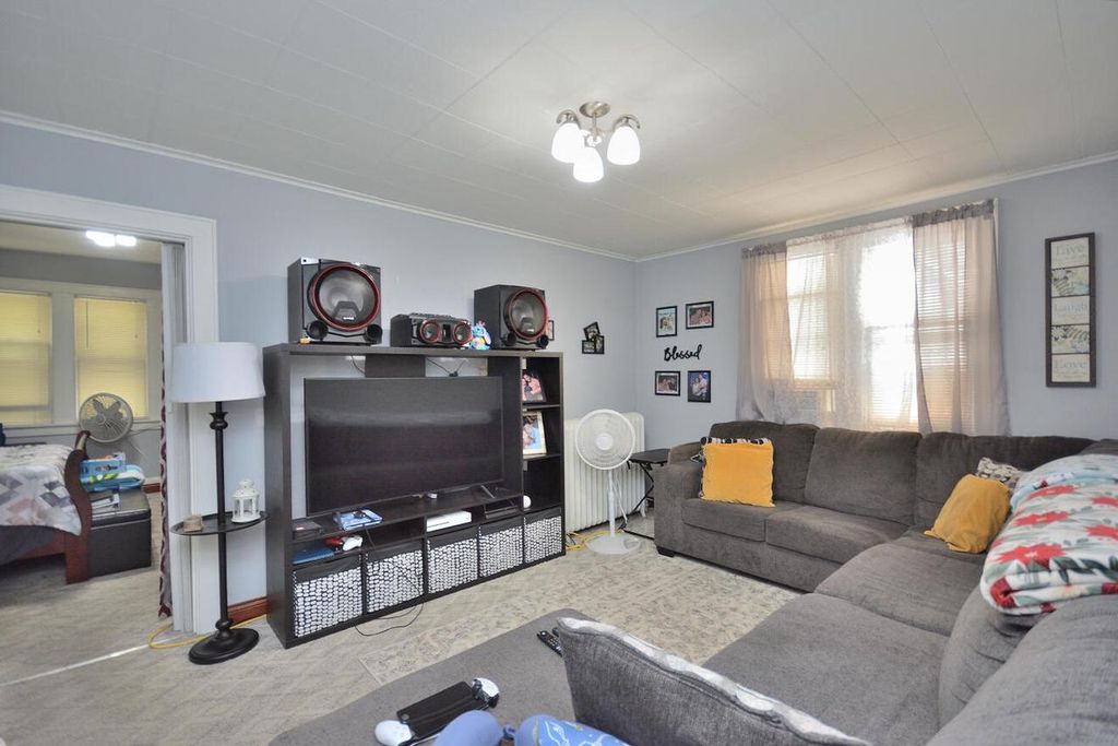 Photo of 2148 S 33rd STREET #A, Milwaukee, WI 53215 (MLS # 1950253)