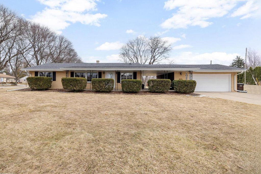 Photo of 5028 N 131st STREET, Butler, WI 53007 (MLS # 1952167)