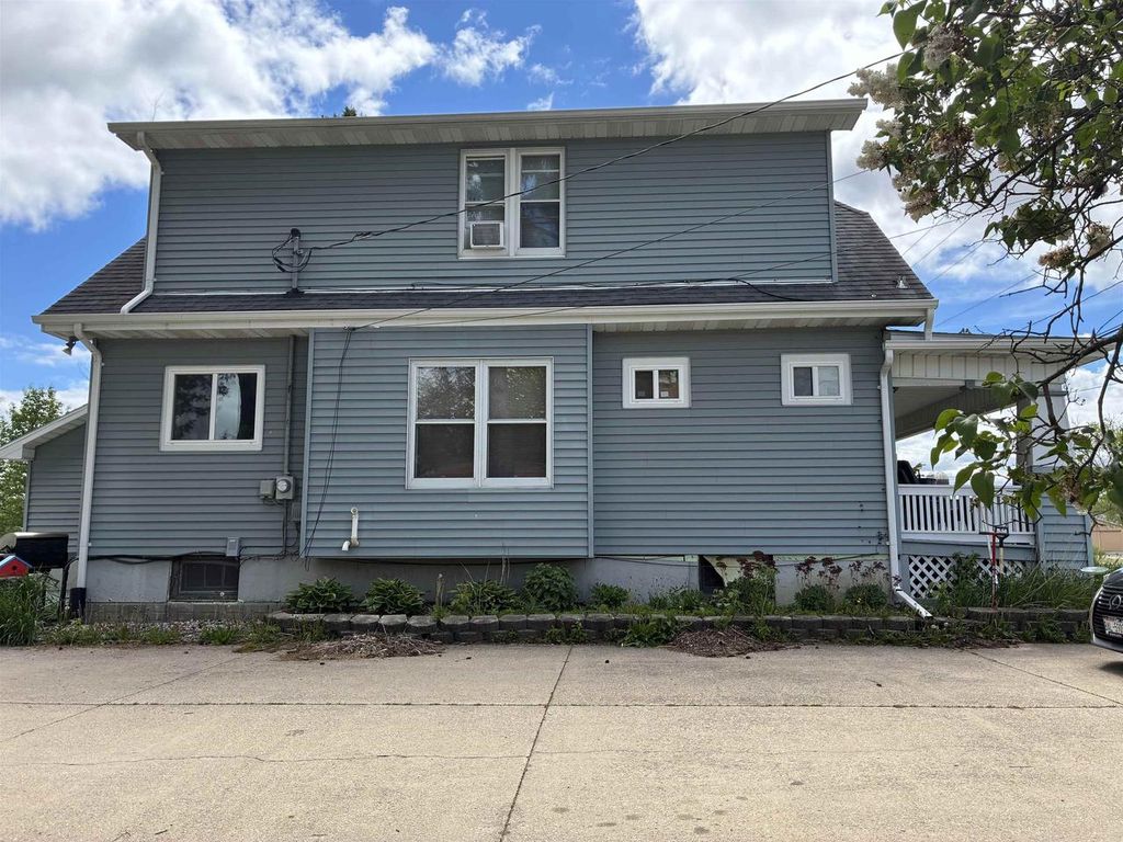 Photo of 318 Ripon ROAD, Berlin, WI 54923 (MLS # 50325865)