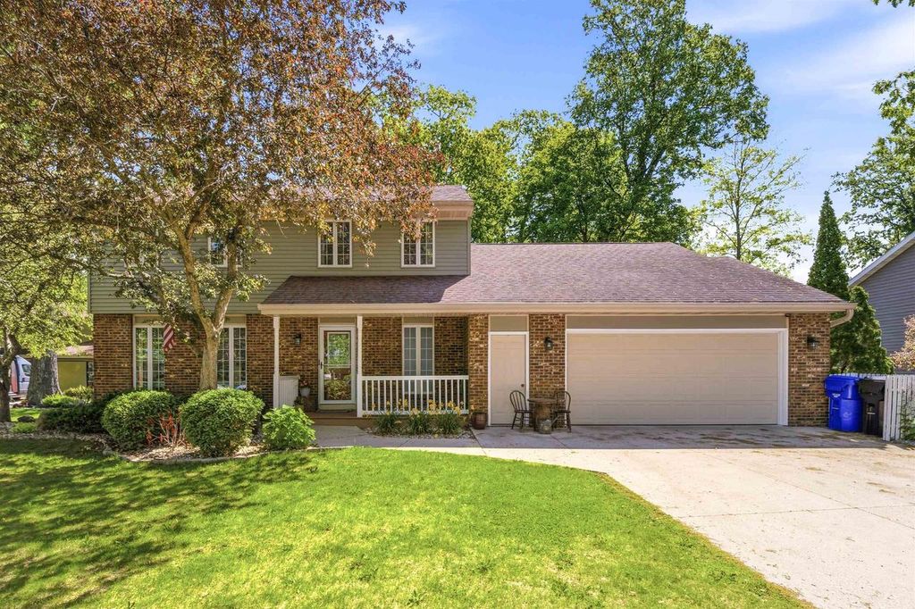 Photo of 506 S Covenant LANE, Appleton, WI 54915 (MLS # 50326270)