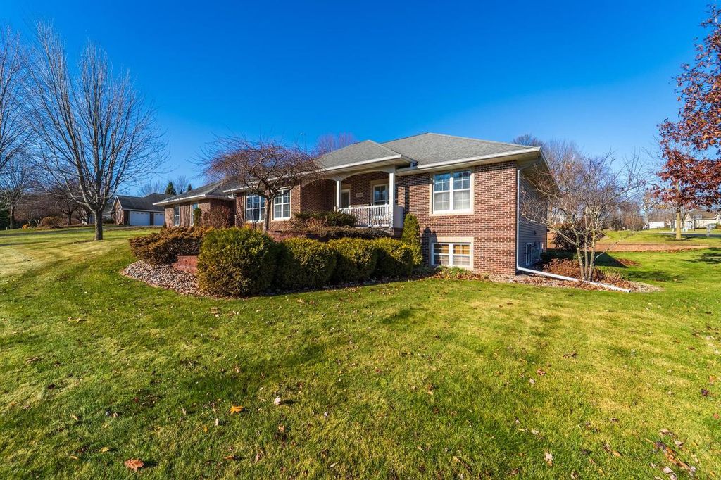 Photo of 3110 Sandgate COURT, Weston, WI 54476 (MLS # 22600779)