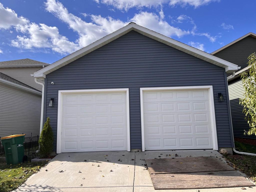 Photo of 835 Silas STREET, Madison, WI 53714 (MLS # 2010638)