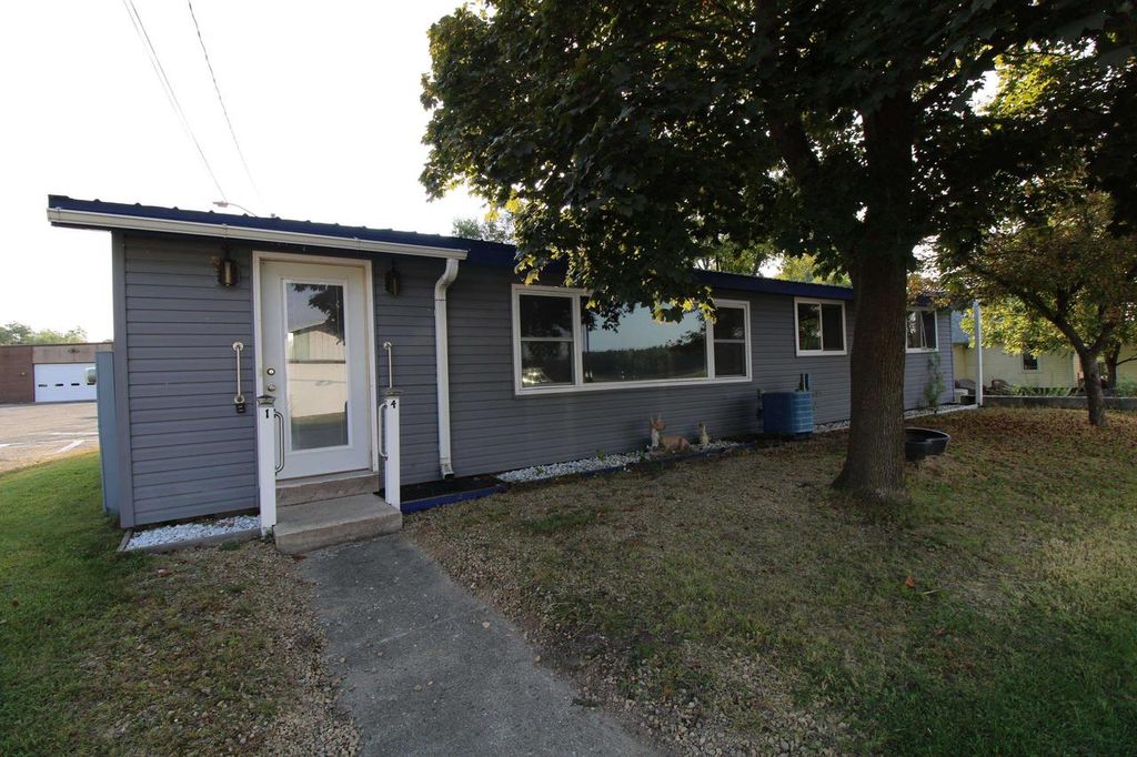 Photo of 14 Sunset DRIVE, Montello, WI 53949 (MLS # 2008955)