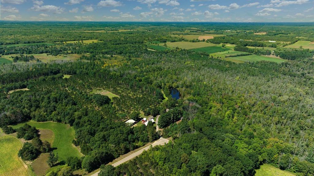 Photo of 321 E Washington STREET, Prairie Du Chien, WI 53821 (MLS # 1944033)