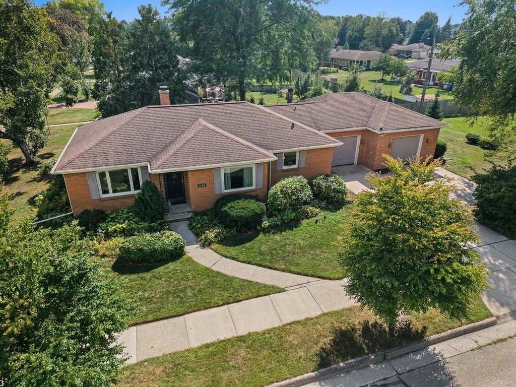 Photo of 1862 Melon AVENUE, Green Bay, WI 54302 (MLS # 50331995)