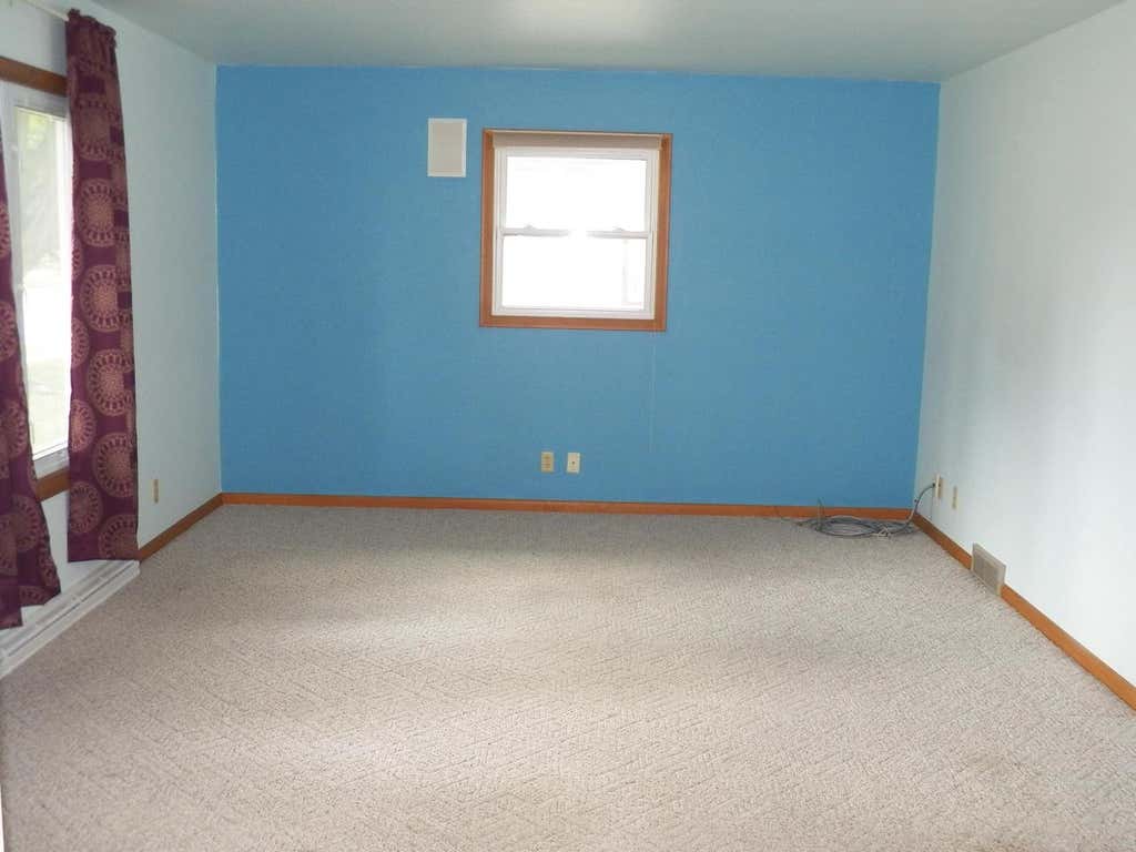 Photo of 722 S 31 STREET, Manitowoc, WI 54220 (MLS # 1975360)