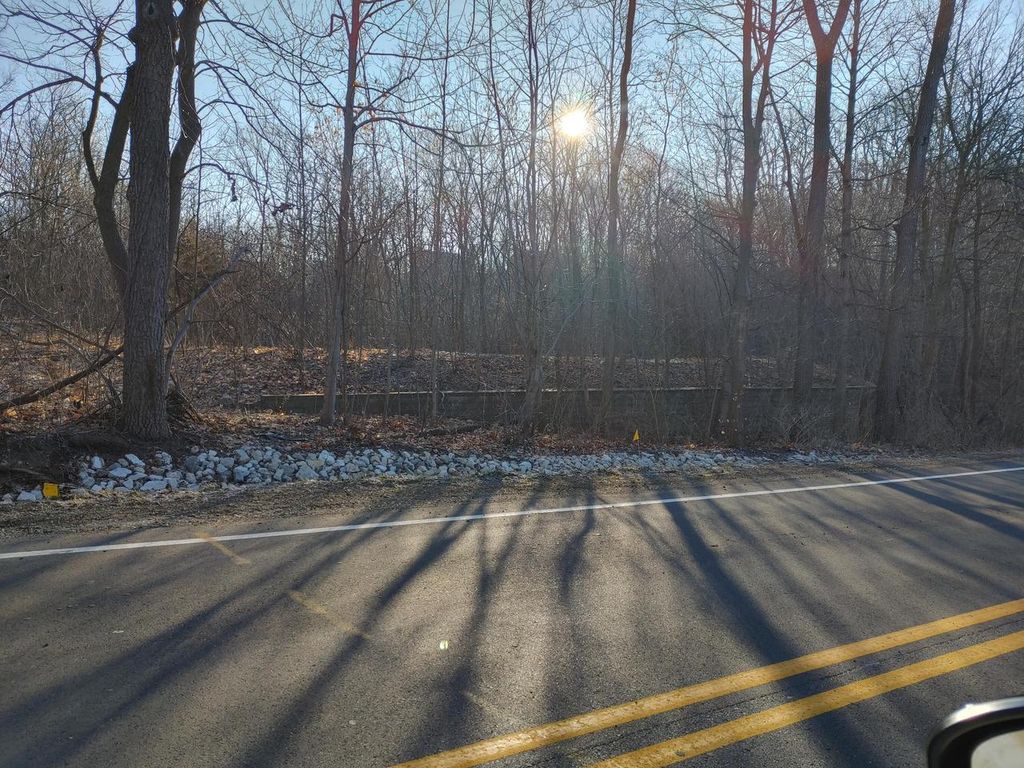 Photo of 2020 E Lake Shore DRIVE, Twin Lakes, WI 53181 (MLS # 1939315)