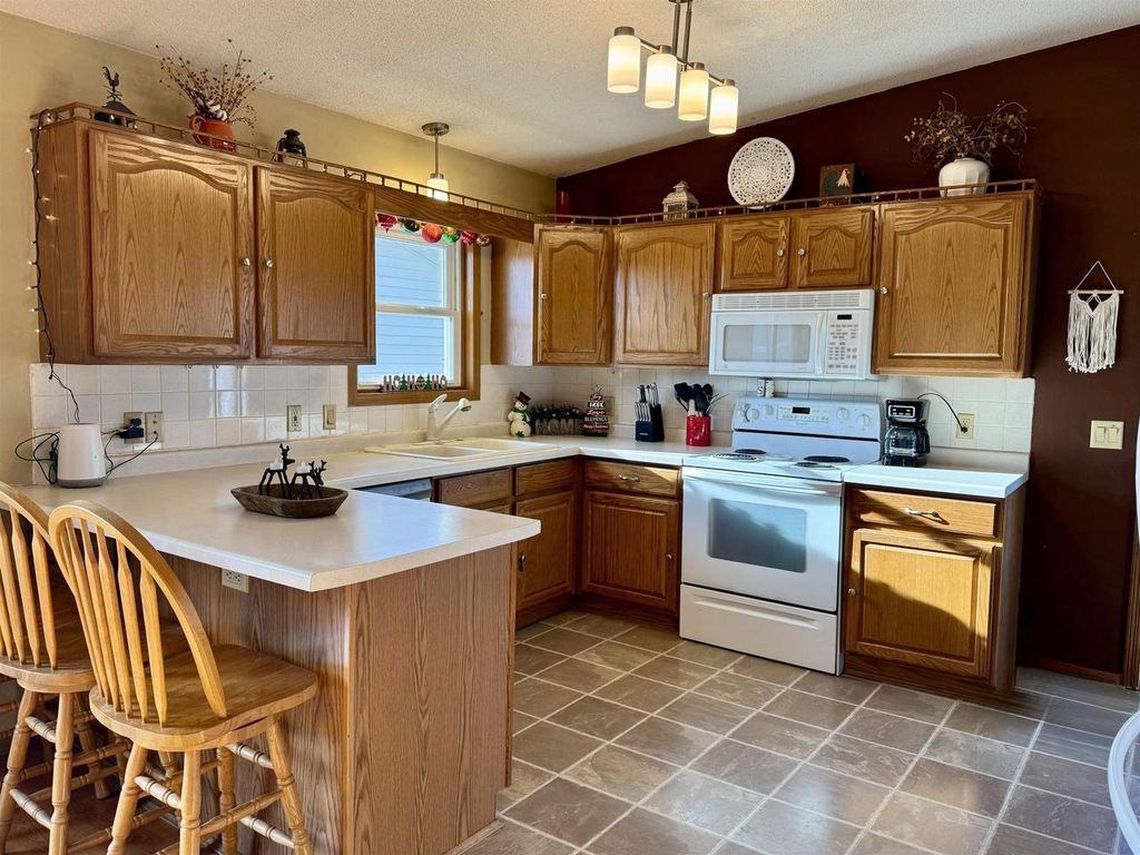 Photo of 1700 E Fowler STREET, Prairie Du Chien, WI 53821 (MLS # 2014060)