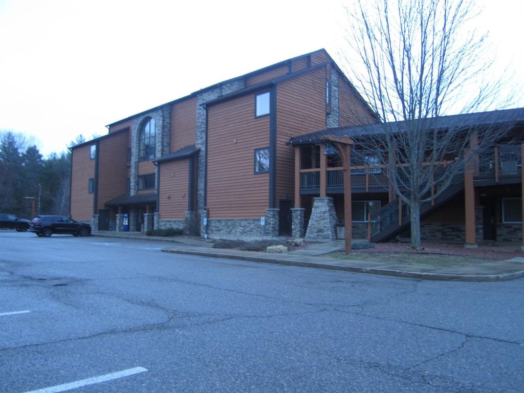 Photo of 2504 River ROAD #7305, Wisconsin Dells, WI 53965 (MLS # 2023266)