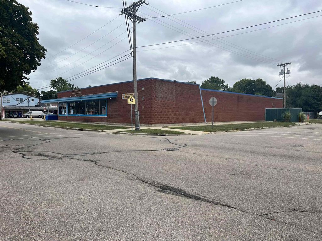 Photo of 1006 Woodward AVENUE, Beloit, WI 53511 (MLS # 2020609)