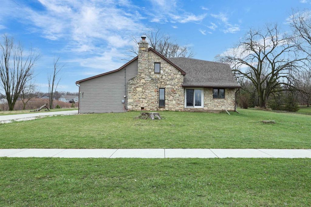 Photo of 3811 Bower Creek ROAD, De Pere, WI 54115 (MLS # 50323843)