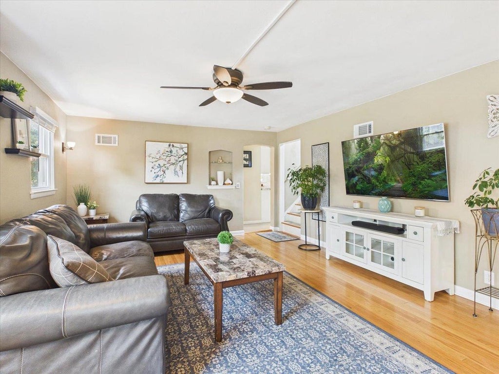 Photo of 4238 Warwick WAY, Madison, WI 53711 (MLS # 2029169)