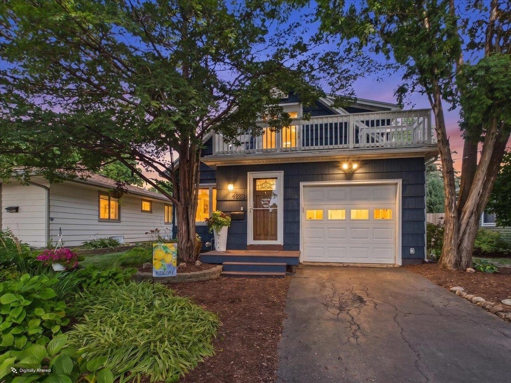 Photo of 4238 Warwick WAY, Madison, WI 53711 (MLS # 2029169)