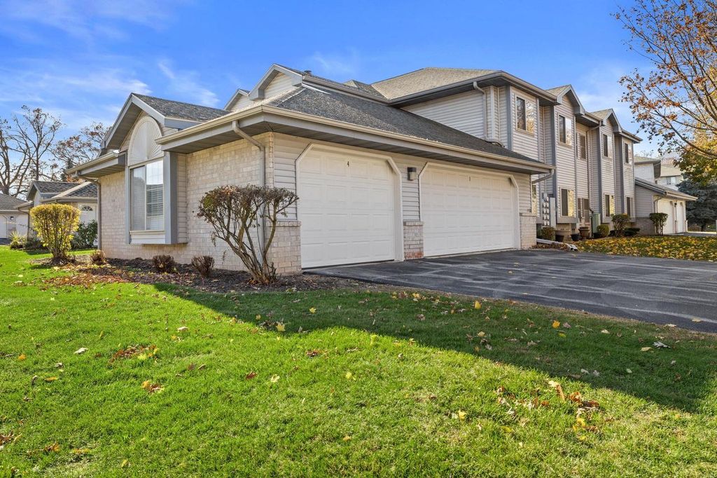 Photo of 9322 W Loomis ROAD #4, Franklin, WI 53132 (MLS # 1943438)