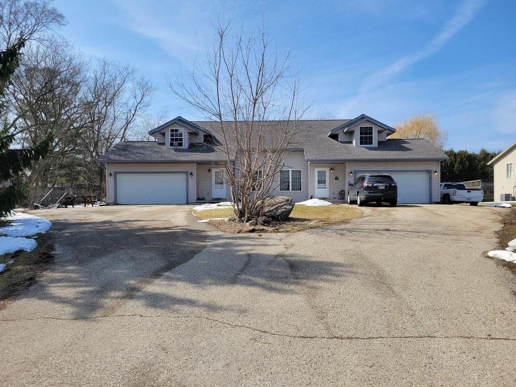 Photo of N4583 Hickory ROAD, Hustisford, WI 53034 (MLS # 50322542)