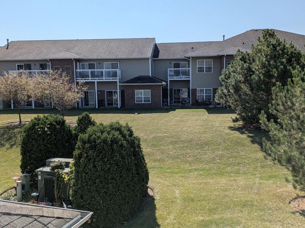 Photo of 6757 99th PLACE #CC, Pleasant Prairie, WI 53158 (MLS # 1935457)