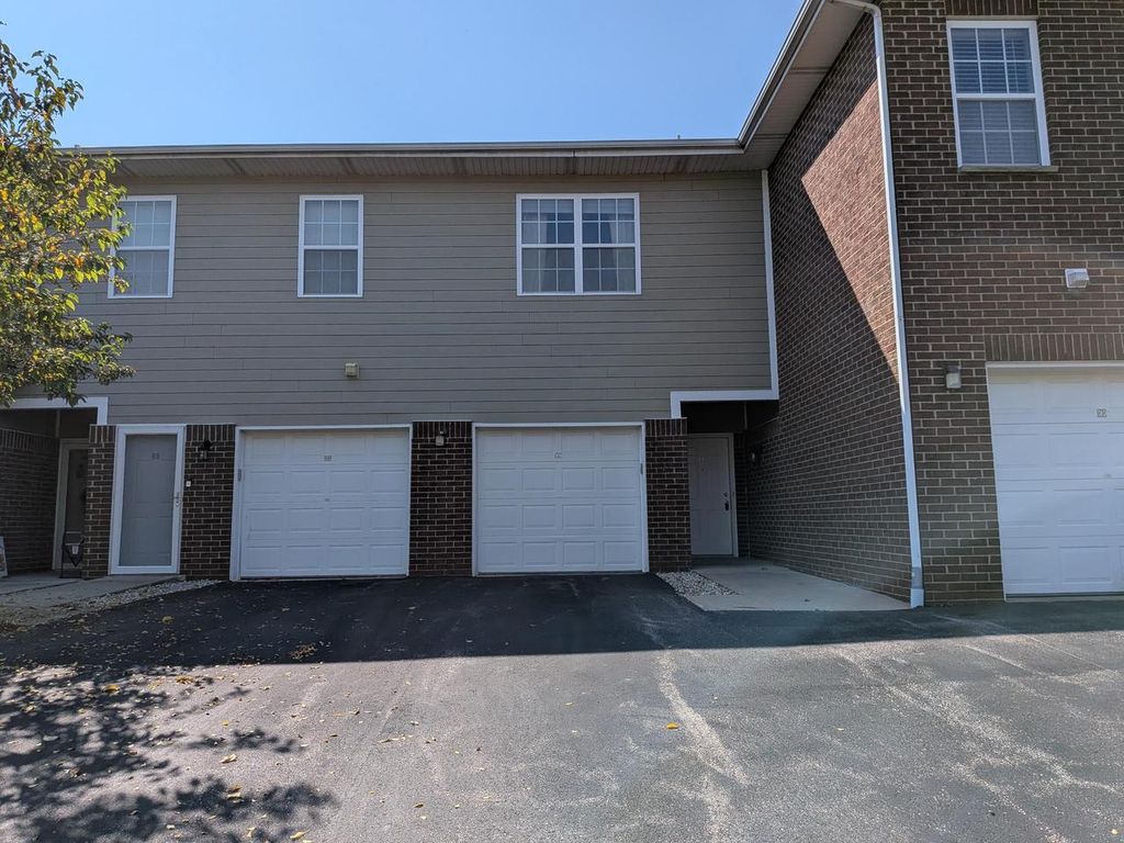 Photo of 6757 99th PLACE #CC, Pleasant Prairie, WI 53158 (MLS # 1935457)