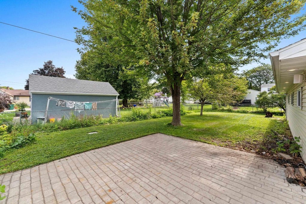 Photo of 706 Roy AVENUE, Green Bay, WI 54303 (MLS # 50331826)