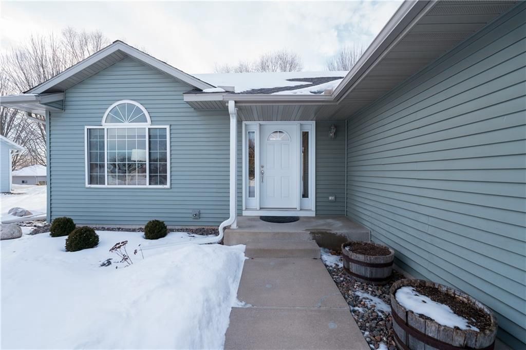 Photo of 3012 West Ridge DRIVE, Eau Claire, WI 54703 (MLS # 1598175)