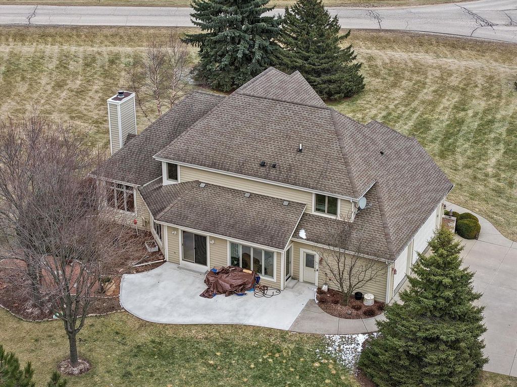 Photo of 851 Ravine Ridge DRIVE, Colgate, WI 53017 (MLS # 1952224)