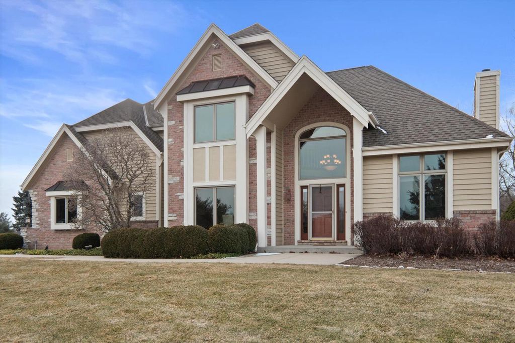 Photo of 851 Ravine Ridge DRIVE, Colgate, WI 53017 (MLS # 1952224)