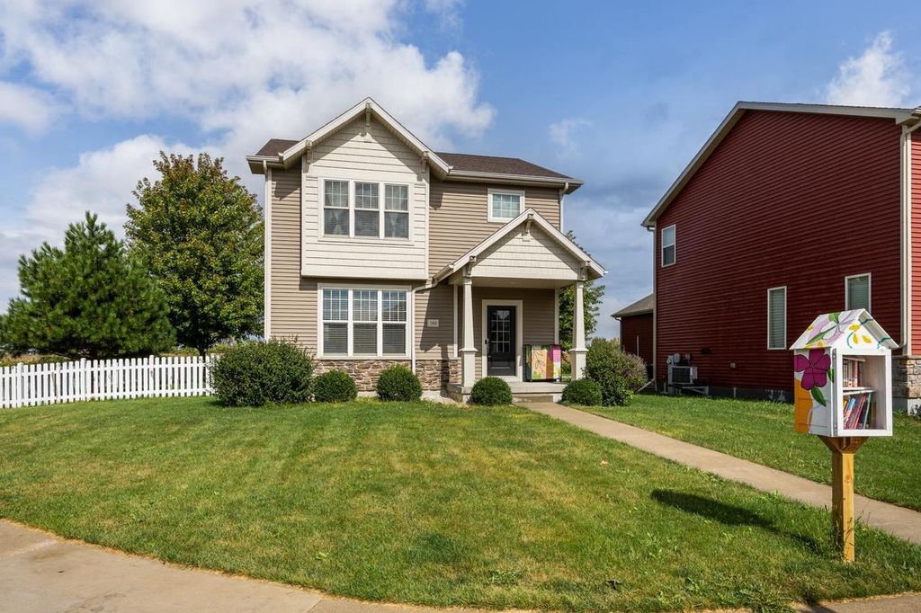 Photo of 1142 O'Keeffe AVENUE, Sun Prairie, WI 53590 (MLS # 2009314)