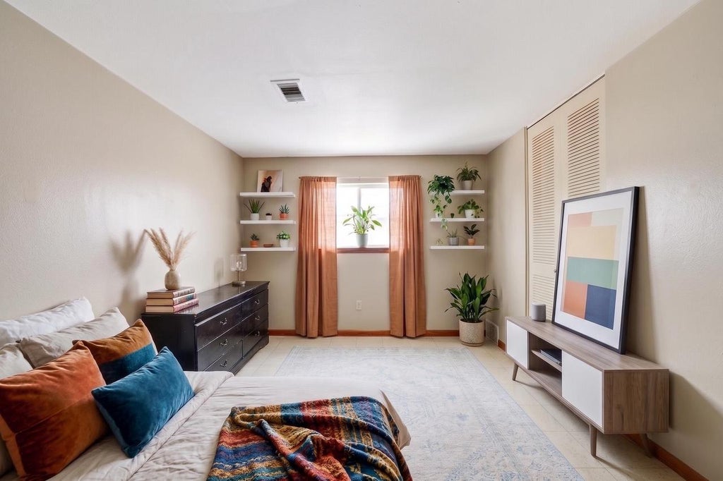 Photo of 213 East BLUFF, Madison, WI 53704 (MLS # 2028623)