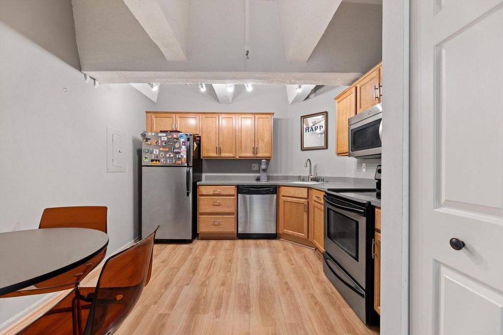 Photo of 270 E Highland AVENUE #715, Milwaukee, WI 53202 (MLS # 1940967)