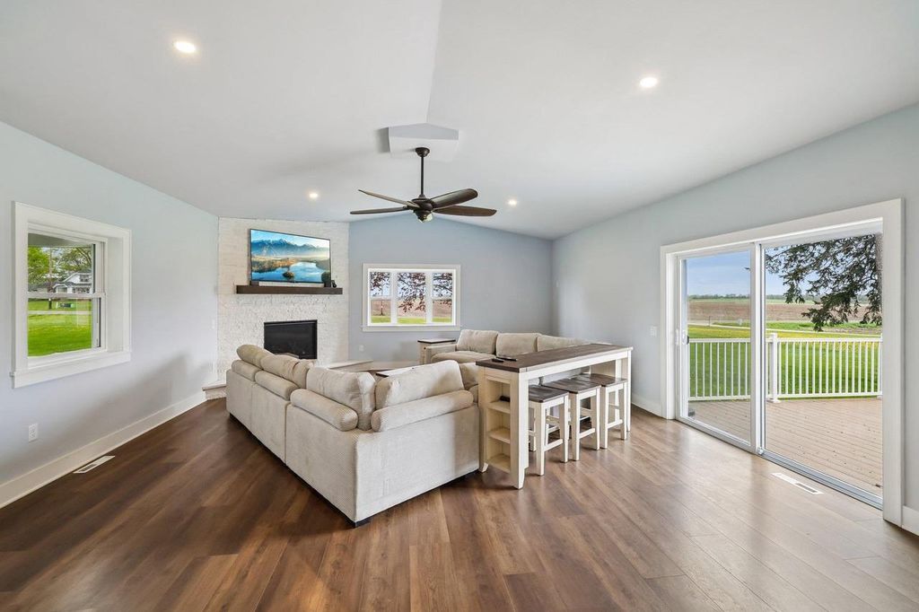 Photo of 5833 Town Hall DRIVE, Sun Prairie, WI 53590 (MLS # 2022215)