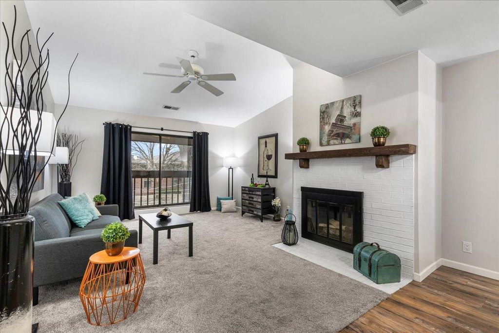 Photo of 360 Park Hill DRIVE #G, Pewaukee, WI 53072 (MLS # 1946920)