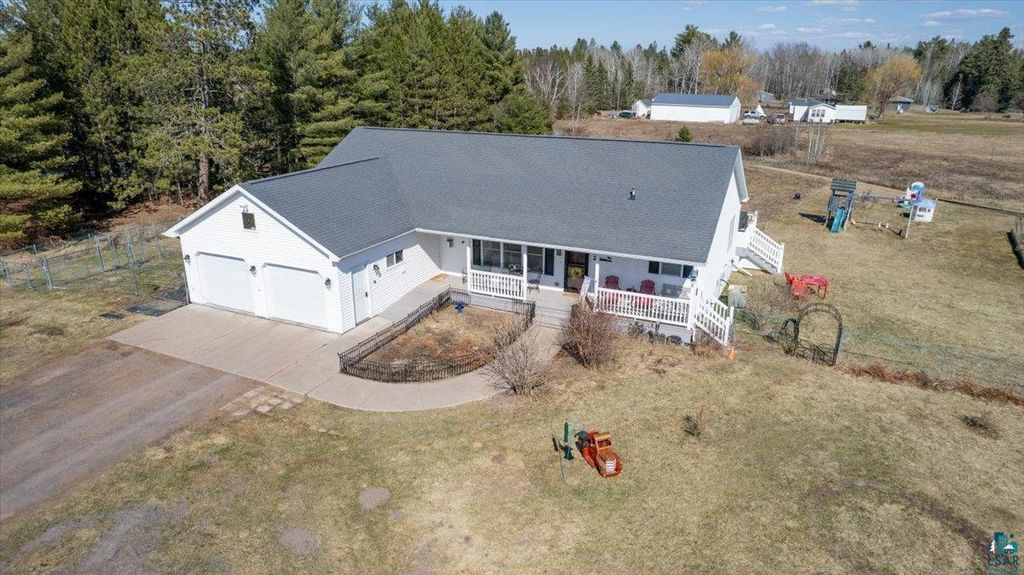 Photo of 4318 E Valley Brook ROAD, Superior, WI 54880 (MLS # 6123587)