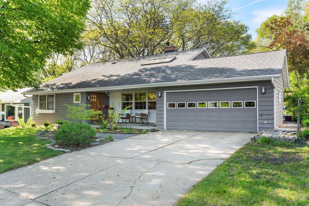Photo of 5910 Cable AVENUE, Madison, WI 53705 (MLS # 2022705)