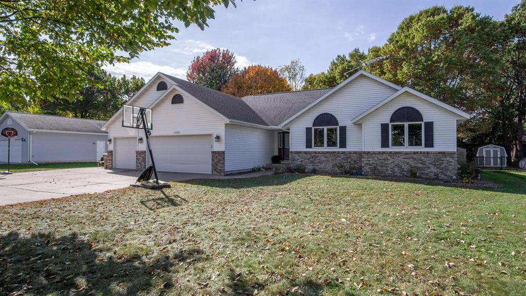 Photo of 2922 Wayland COURT, Eau Claire, WI 54703 (MLS # 1605913)