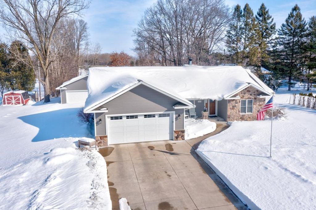 Photo of 3810 Irving STREET, Marinette, WI 54143 (MLS # 50322675)
